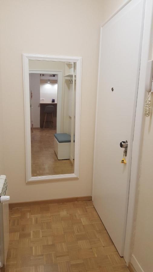 Div 3 Apartment *